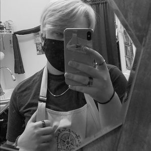 Meet your Posher, Ash